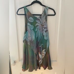 Reyen Design Studios silk top pristine condition